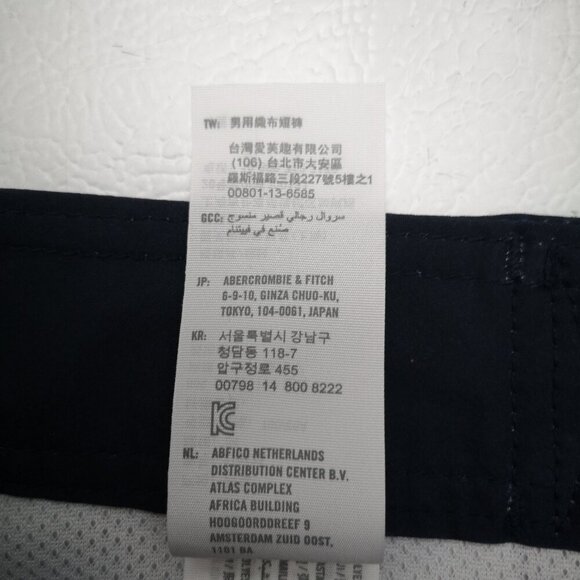 Hollister Men's Size 34 Red White & Navy Mesh Lined Swim Shorts - Picture 4 of 13